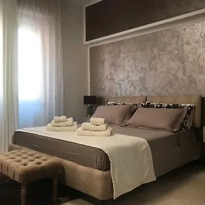 Guest house Via Roma 12, Verona