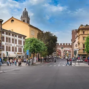 Otel Mastino, Verona
